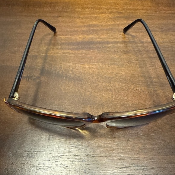 Bonneau Womens Sunglasses Butterfly Style Lenses Yellow Black Gold Frame - Picture 3 of 10